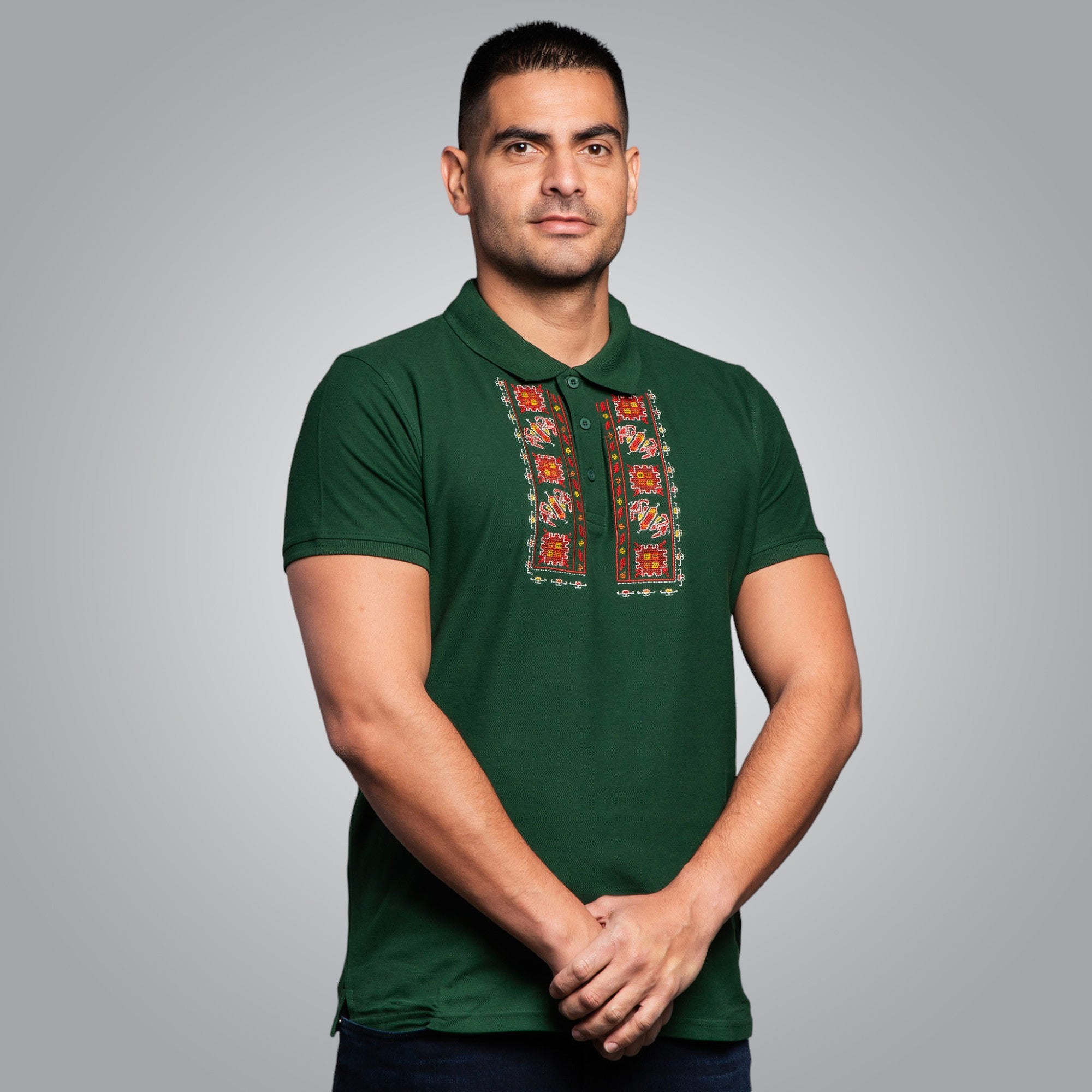 T-shirt with collar "Traditional"