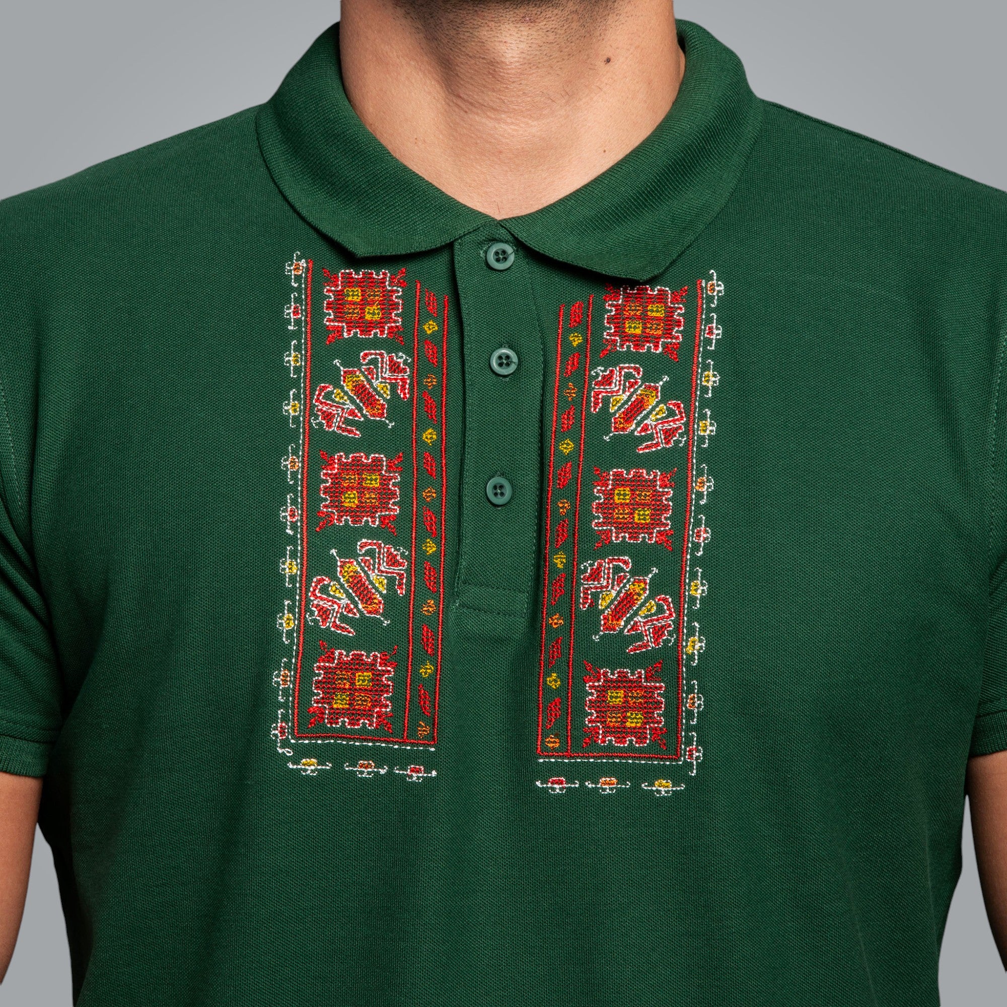 T-shirt with collar "Traditional"
