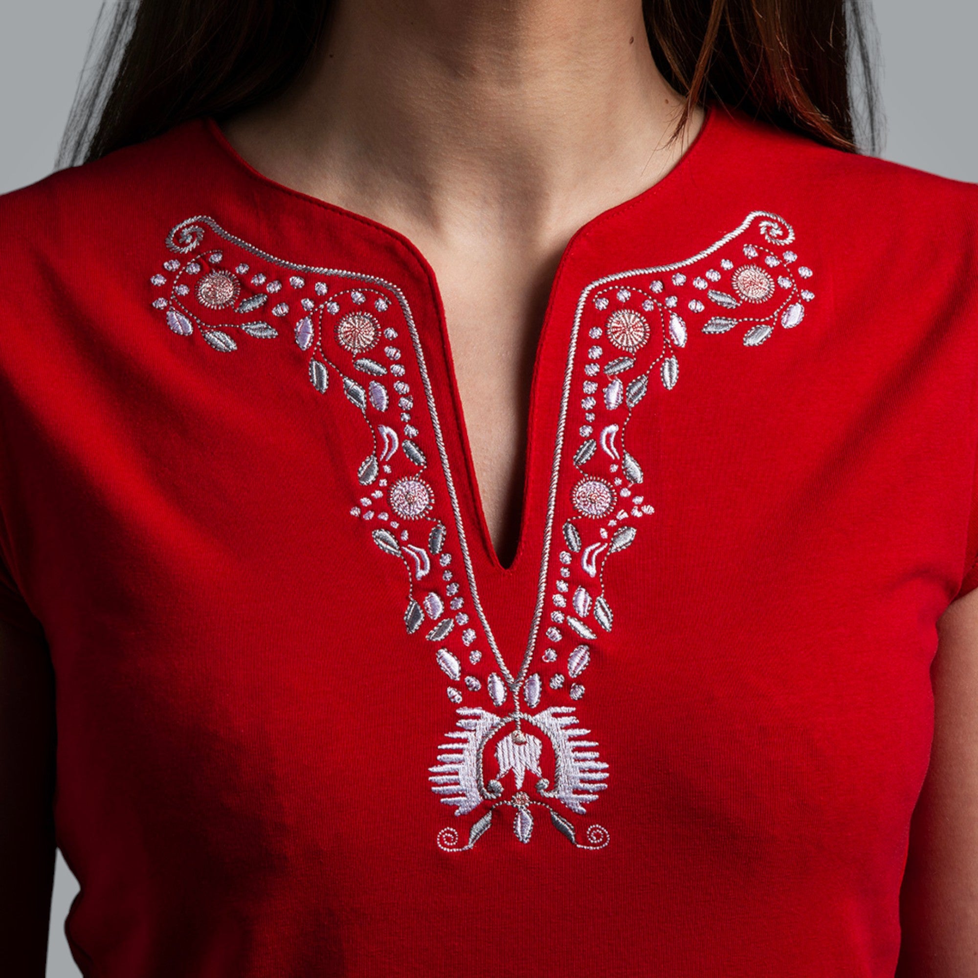 V-neck T-shirt "Fertility"