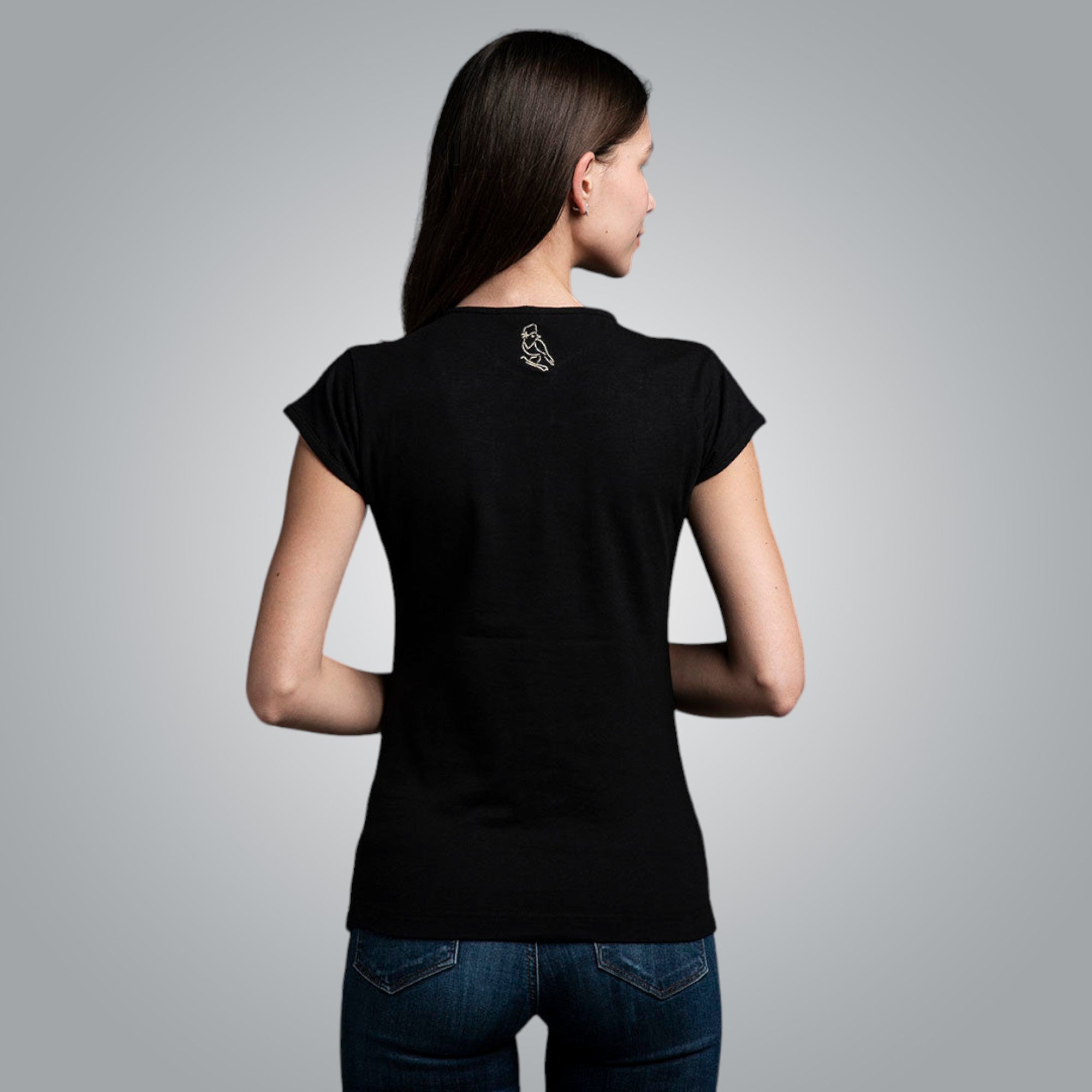 V-neck T-shirt - "Samokovska"
