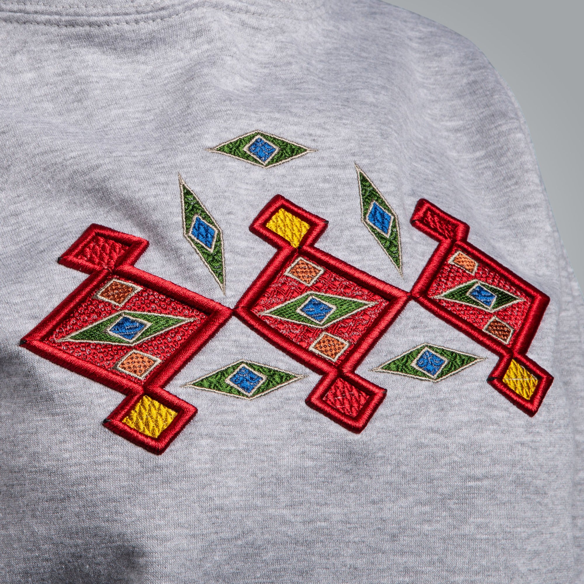 Blouse with hood "Kanatitsa" 3D