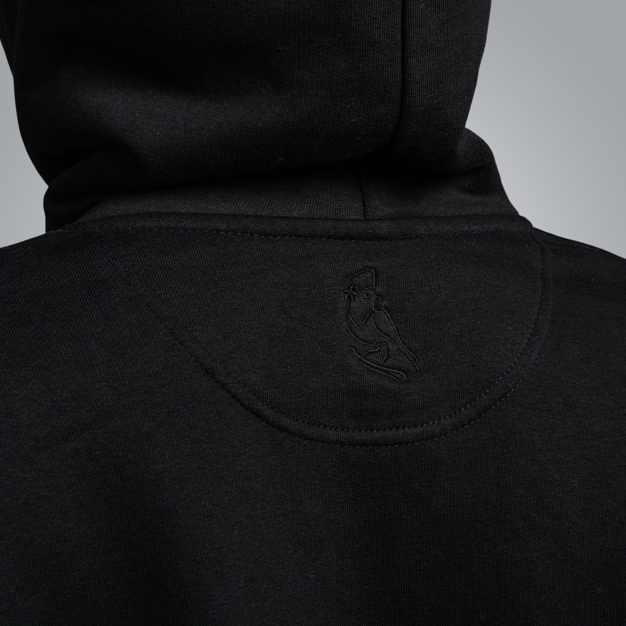 OUTLET Дълга блуза с качулка "Канатица" 3D