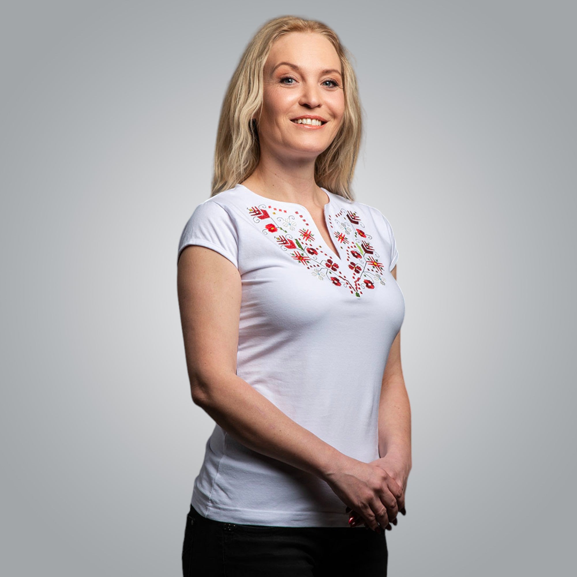 Тениска с V-деколте "Тракийска"