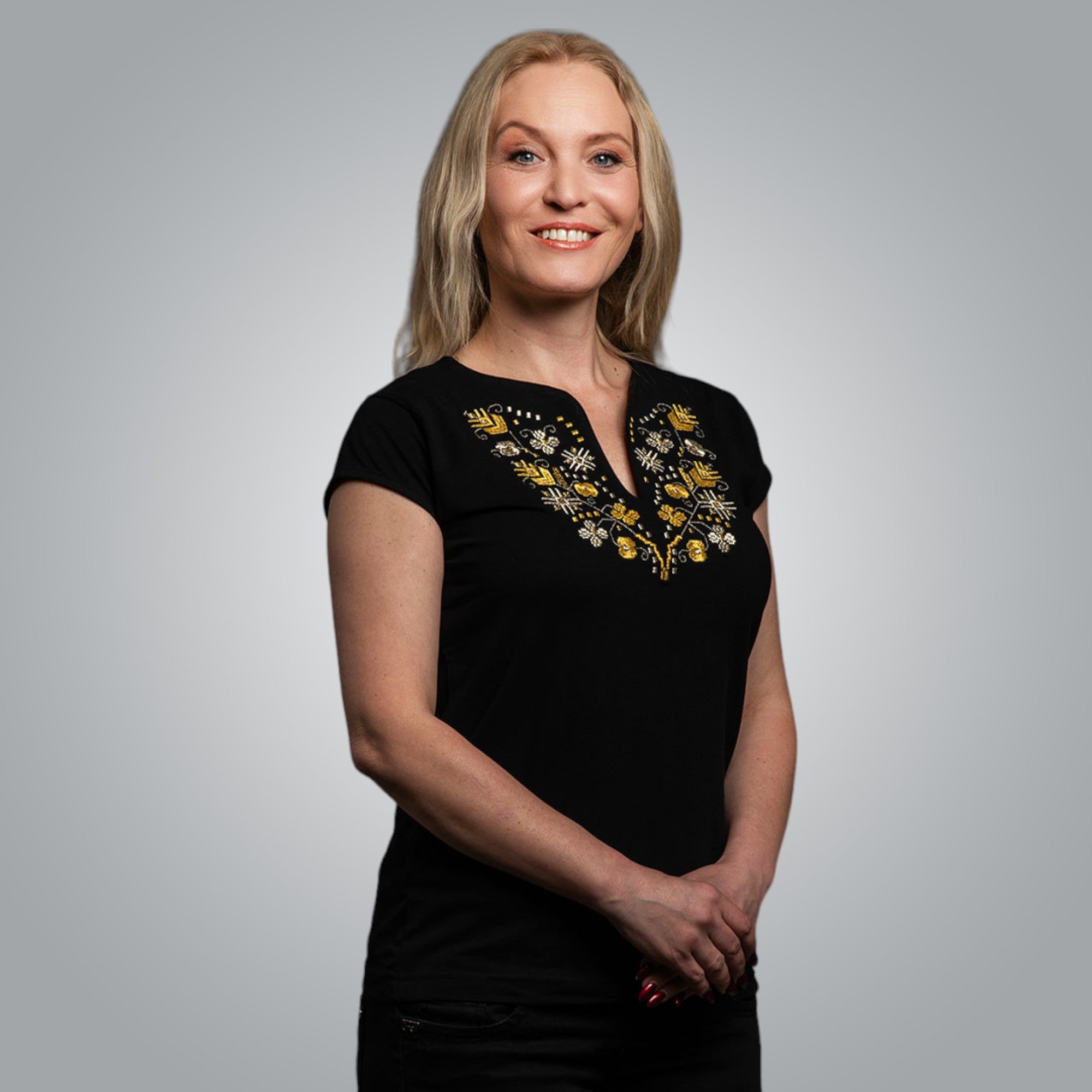 Тениска с V-деколте "Тракийска"