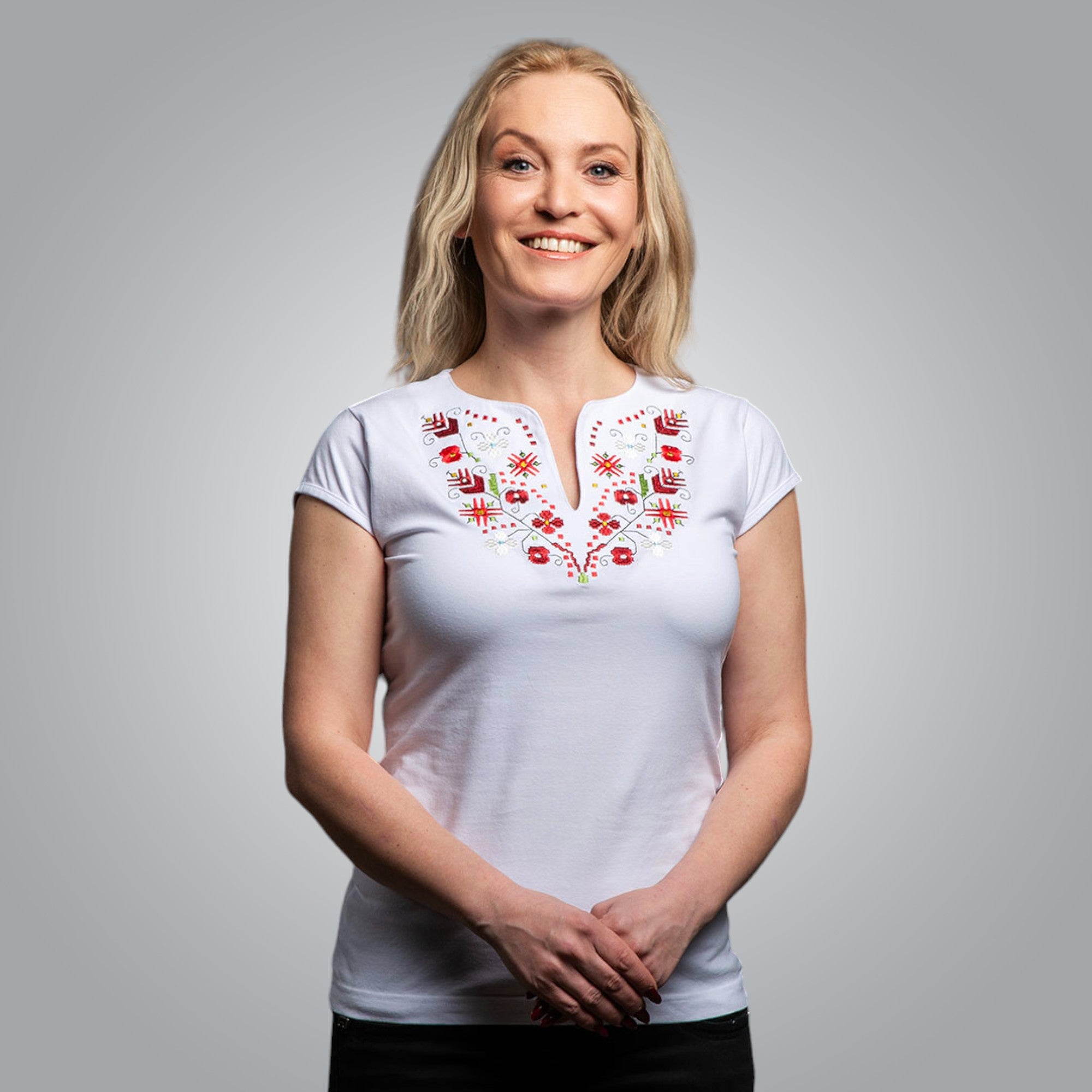 Тениска с V-деколте "Тракийска"