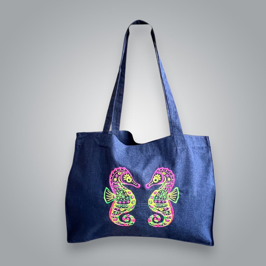 "VEZBA" gift bag
