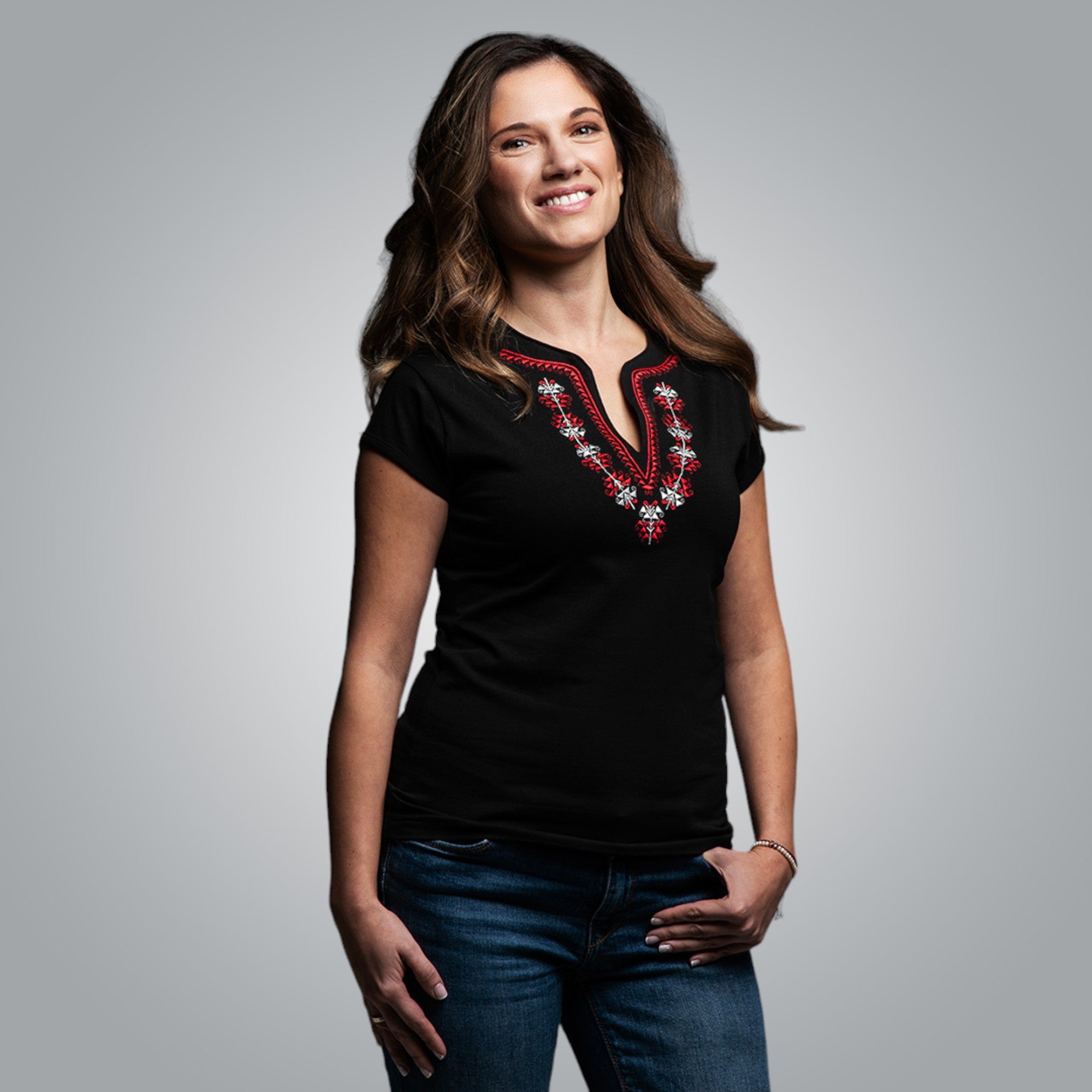 V-neck t-shirt with Shopsko motifs