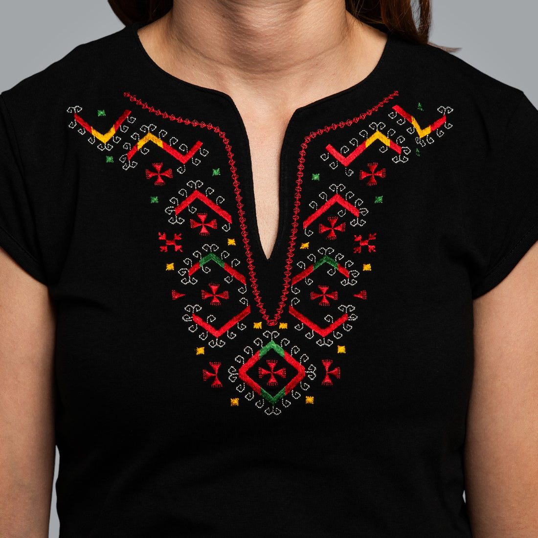 V-neck T-shirt &quot;Nashenska&quot;