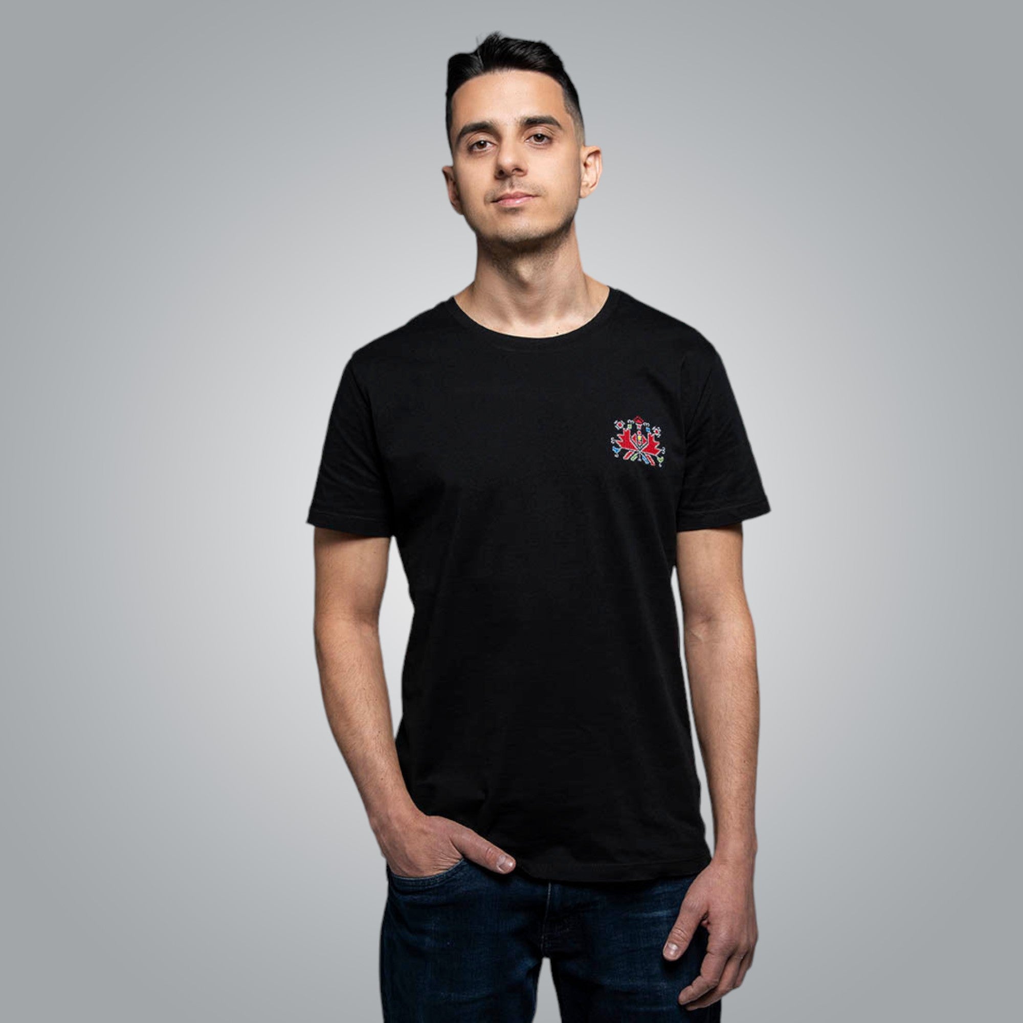 T-shirt with embroidery detail &quot;I am&quot;