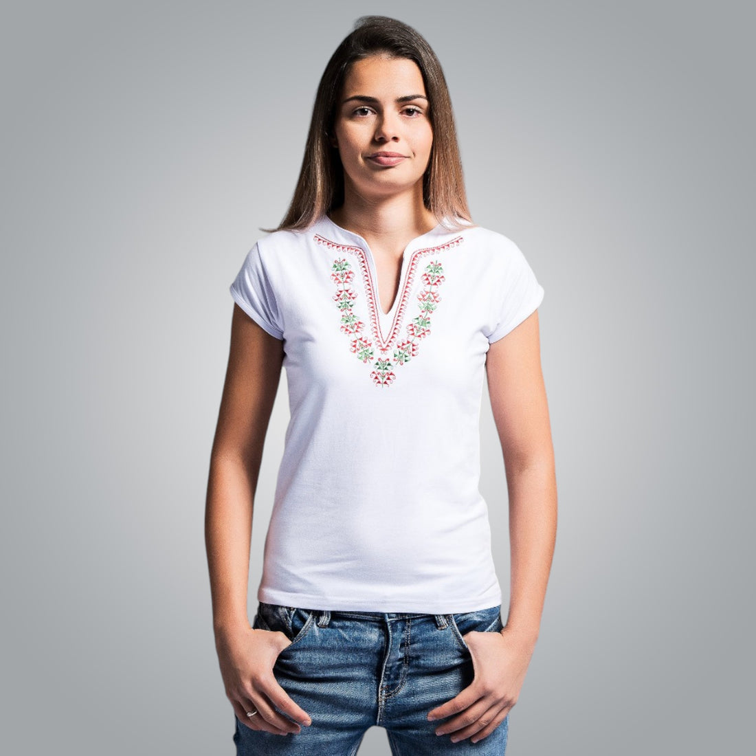 V-neck t-shirt with Shopsko motifs