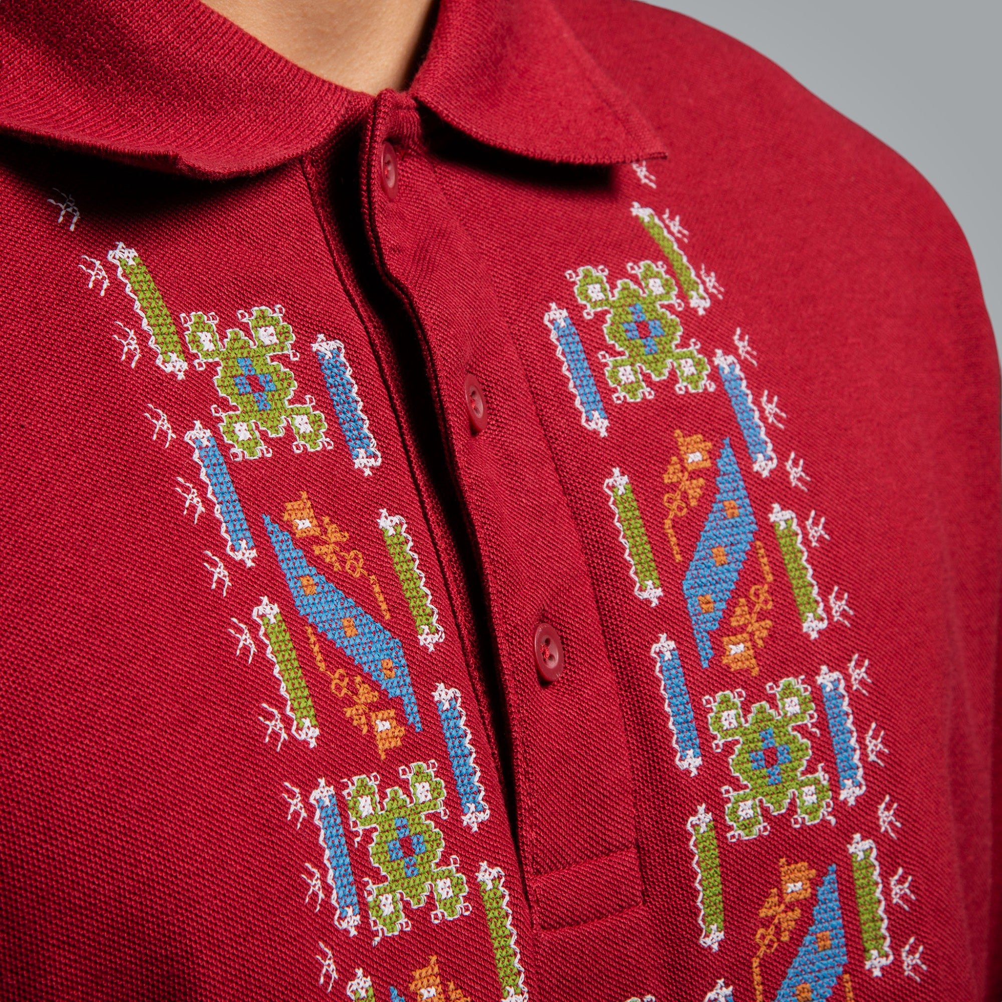T-shirt with collar &quot;Protection&quot; 