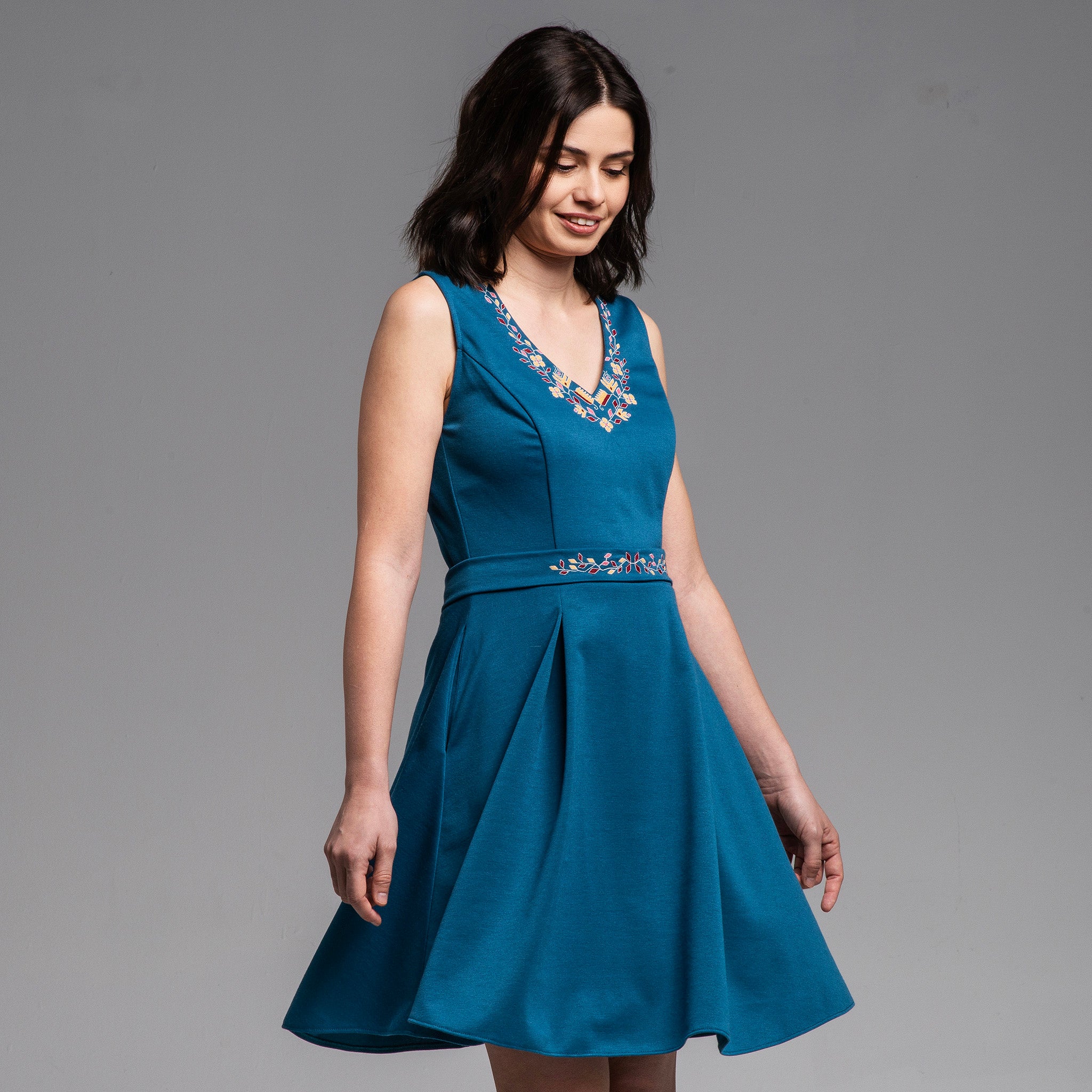 Къса рокля &quot;Пролет&quot;