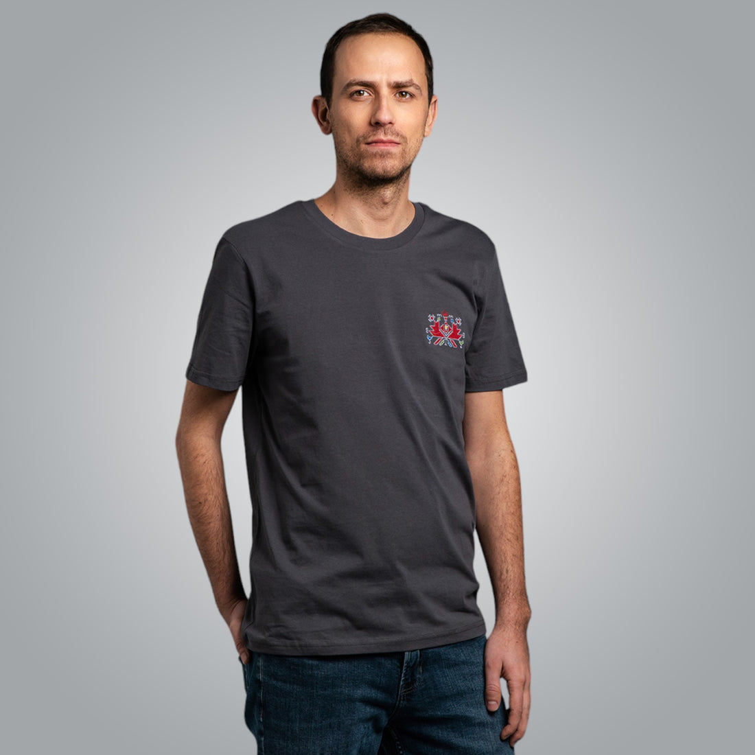 T-shirt with embroidery detail &quot;I am&quot; 