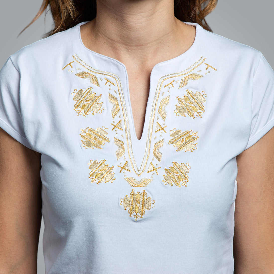 V-neck T-shirt &quot;from Shopluka&quot;