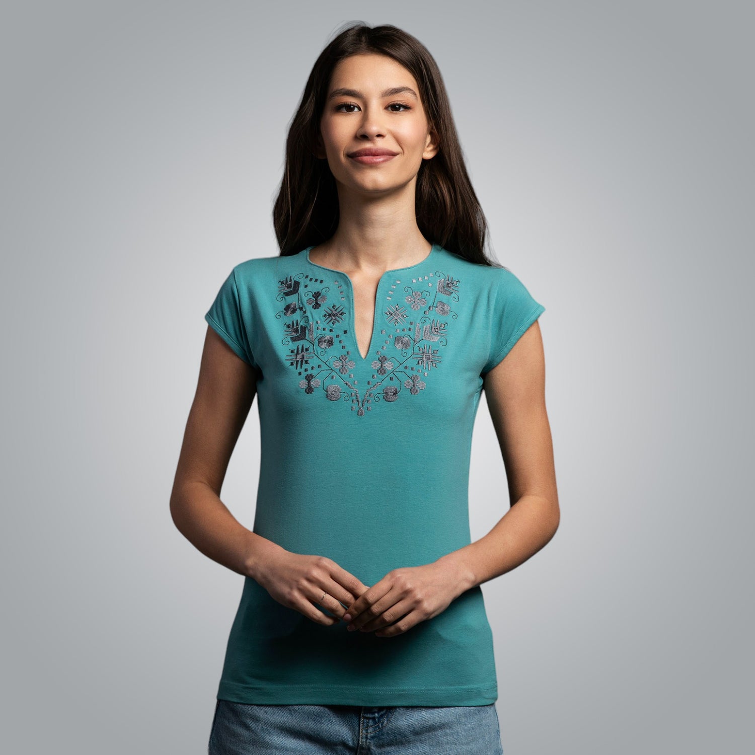 Тениска с V-деколте &quot;Тракийска&quot;