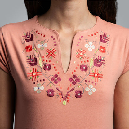 Тениска с V-деколте &quot;Тракийска&quot;