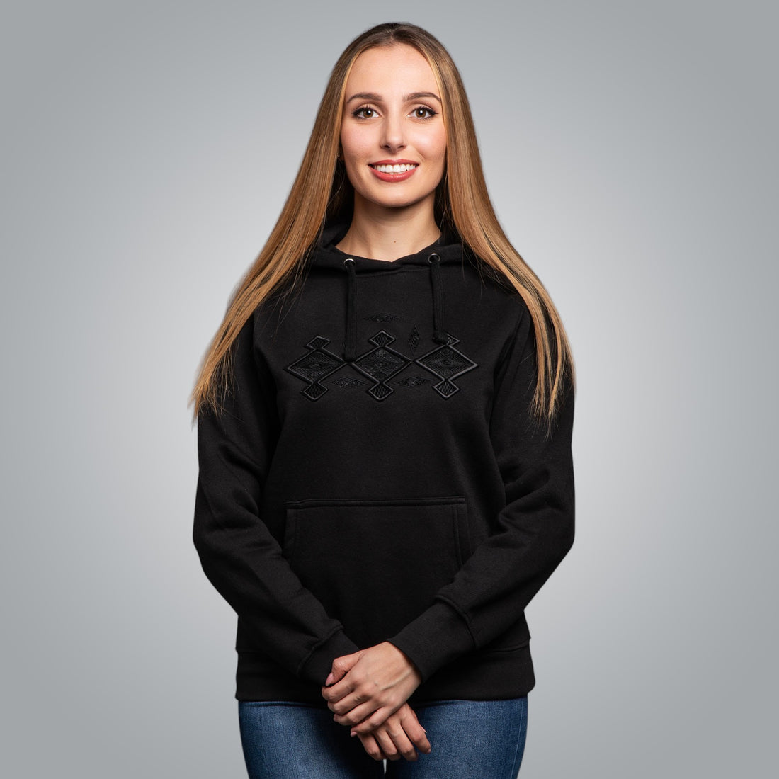 Blouse with hood &quot;Kanatitsa&quot; 3D