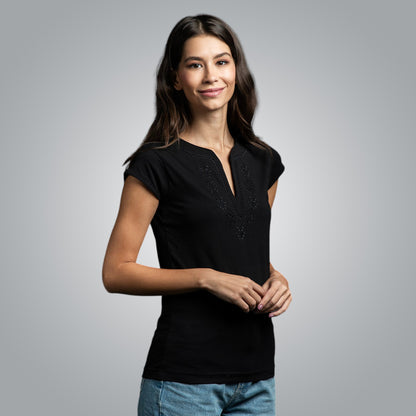 V-neck t-shirt with Shopsko motifs