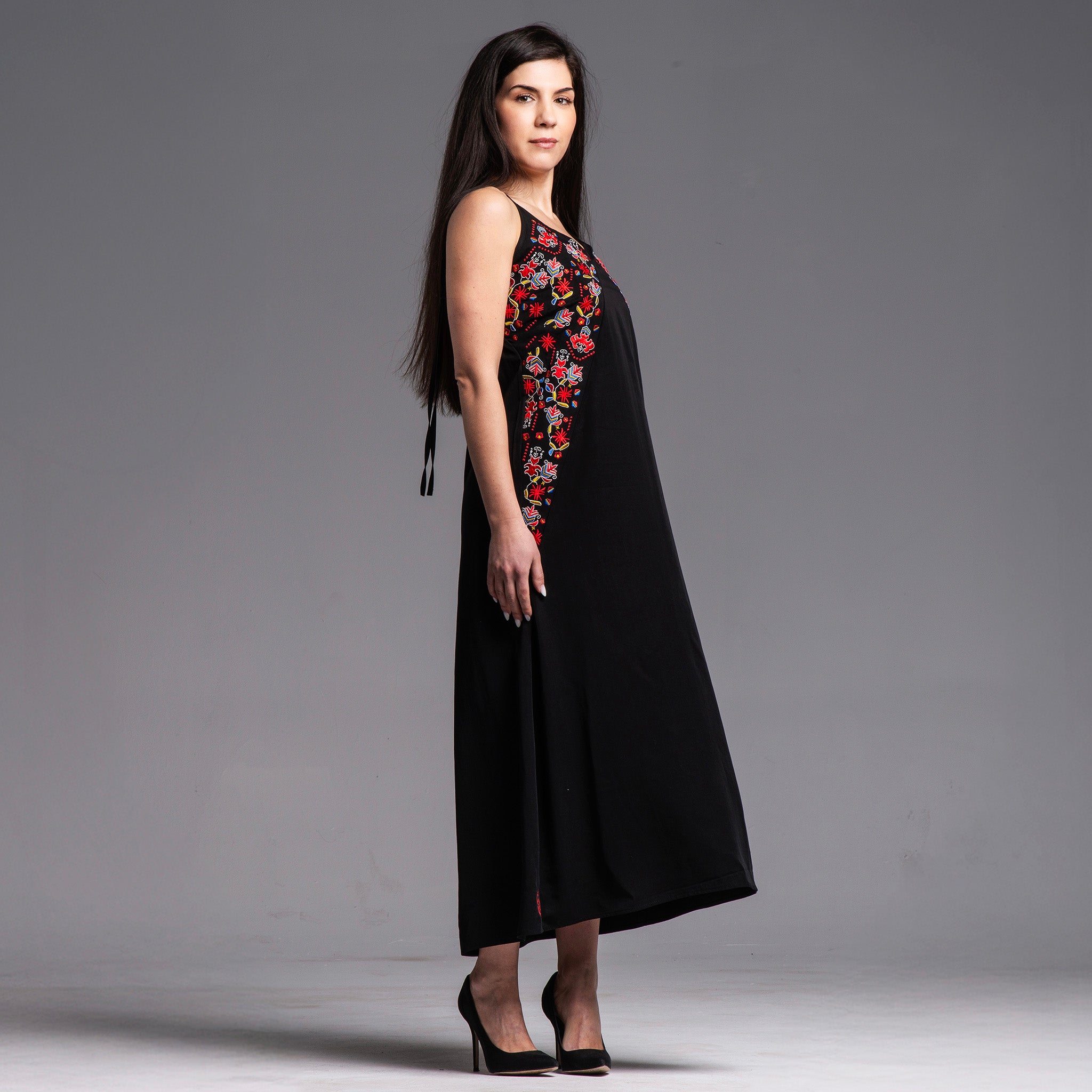 Dress with Samokov embroidery
