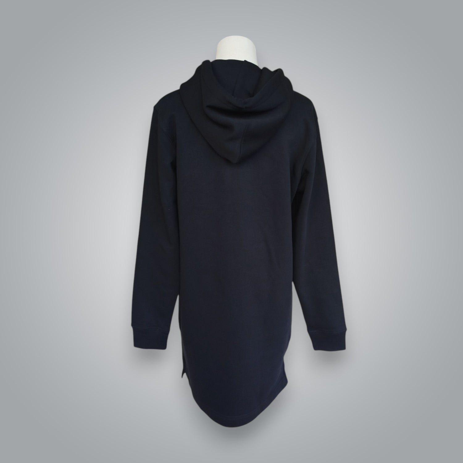 OUTLET Дълга блуза с качулка "Защита"