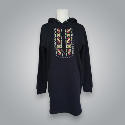 OUTLET Дълга блуза с качулка "Защита"