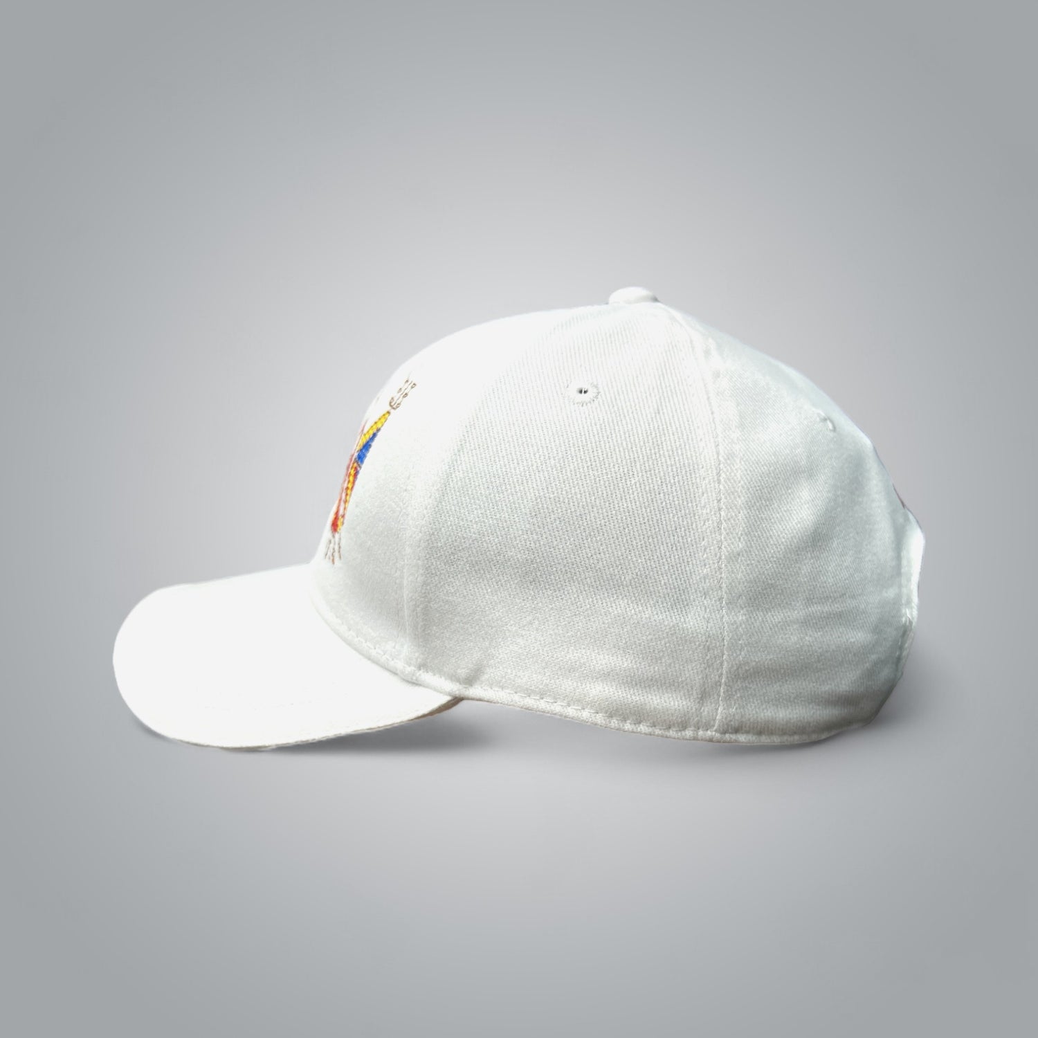 Hat &quot;Roosters&quot;